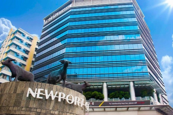 Savoy Hotel Manila image 16