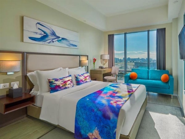 Savoy Hotel Manila image 5