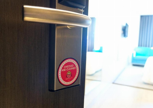 Savoy Hotel Manila image 9